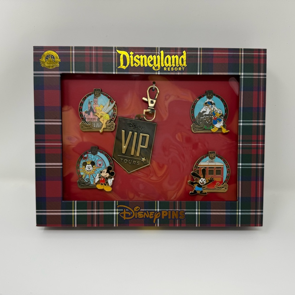 Disneyland Resort VIP Tours Pin Set